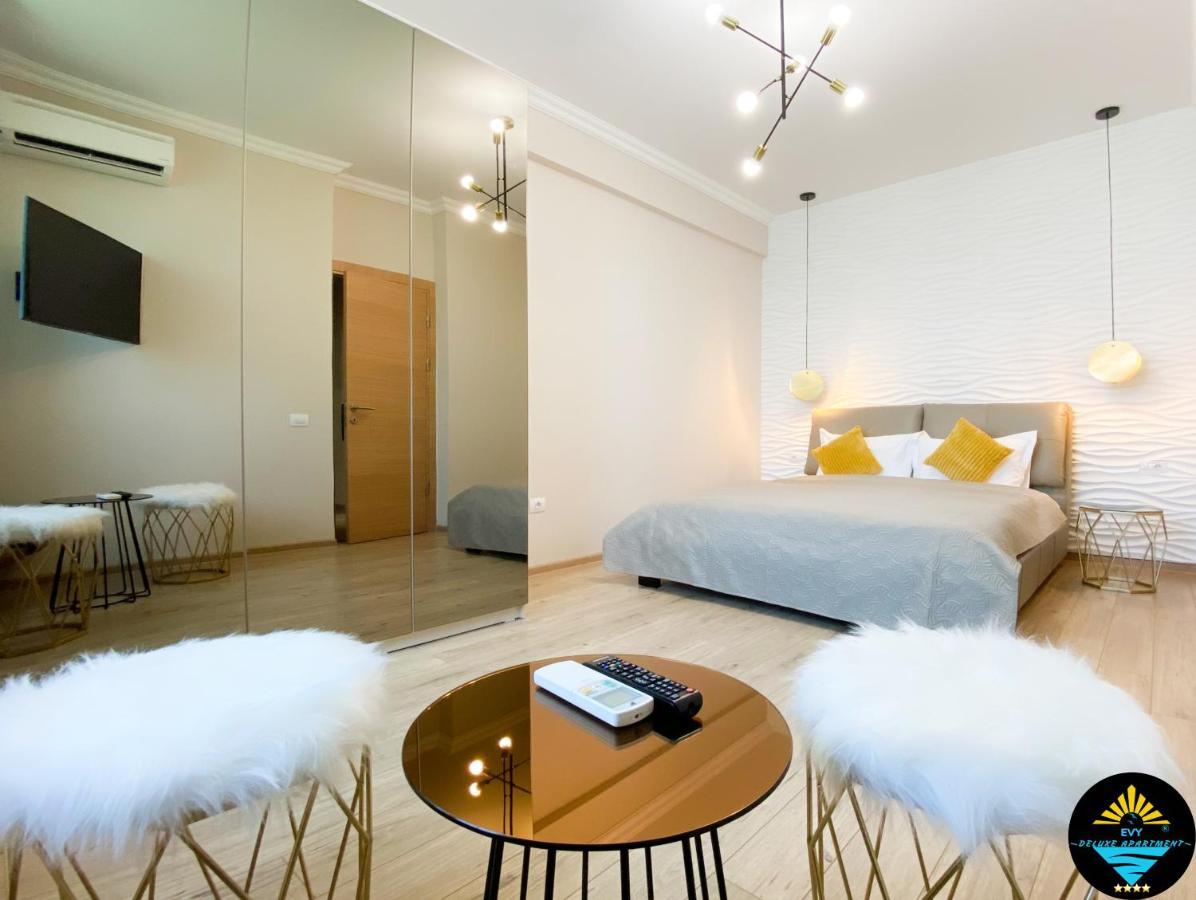 Evy Deluxe Apartment Mamaia Esterno foto