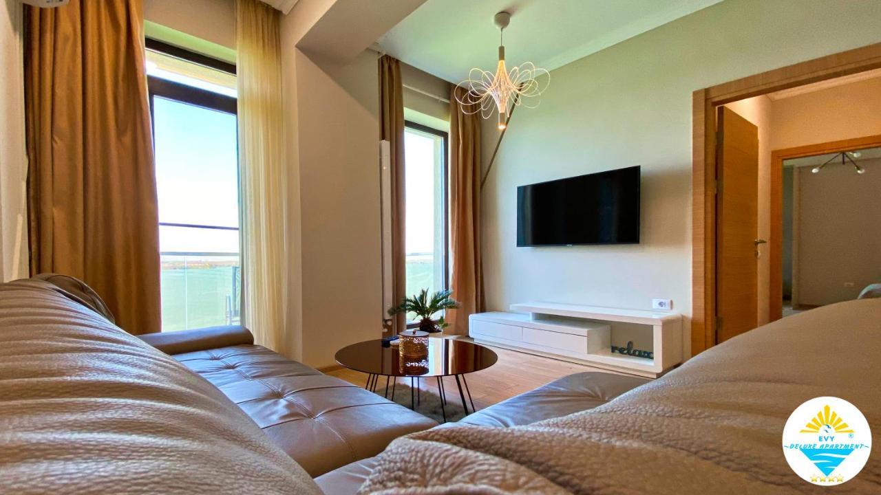 Evy Deluxe Apartment Mamaia Esterno foto
